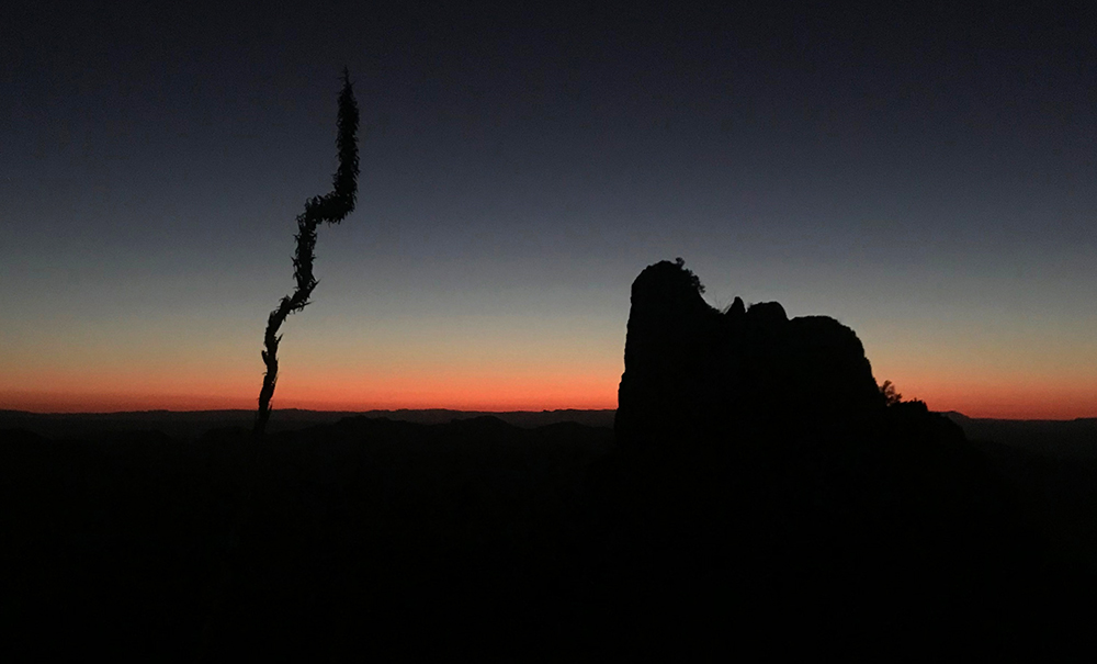 window hike in big bend at sunset